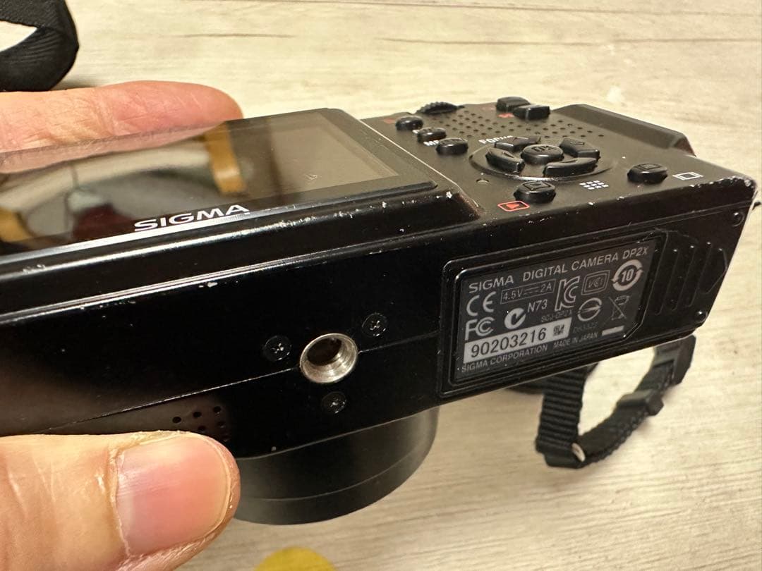 SIGMA DP2x コンパクトデジタルカメラ 24.2mm F2.8 動作品