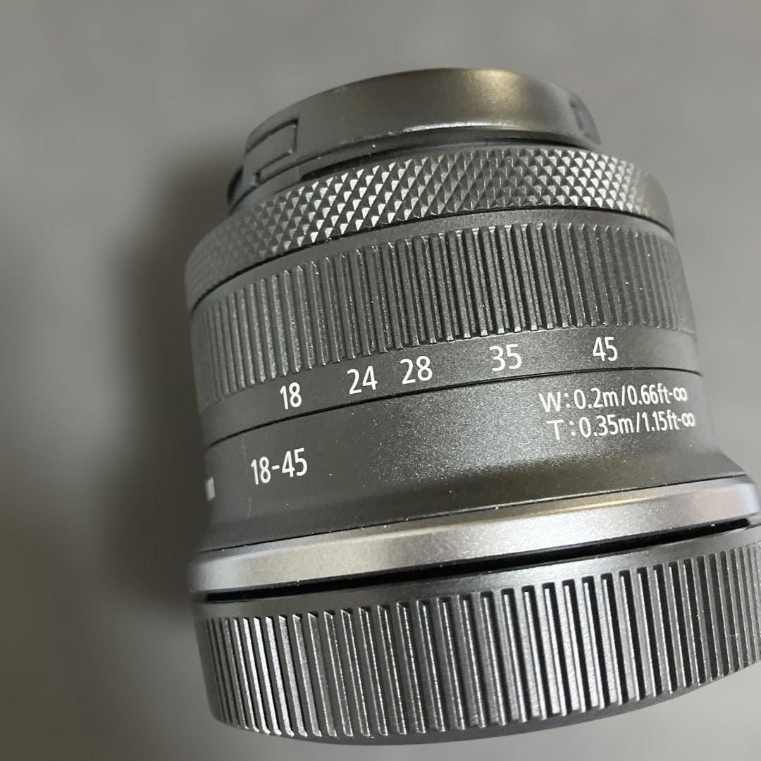 極上品Canon標準レンズRF-S18-45mm F4.5-6.3 IS STM