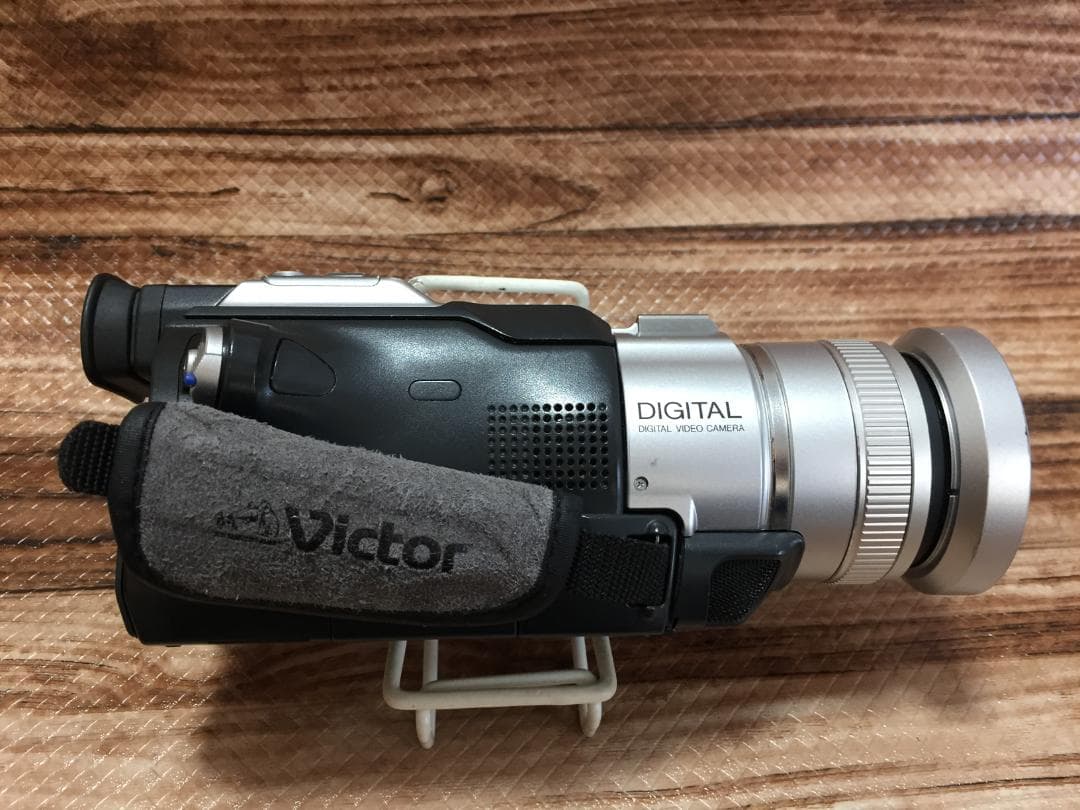 撮影再生ダビングOK 美品　Victor　GR-DV3000　付属品有　大画面