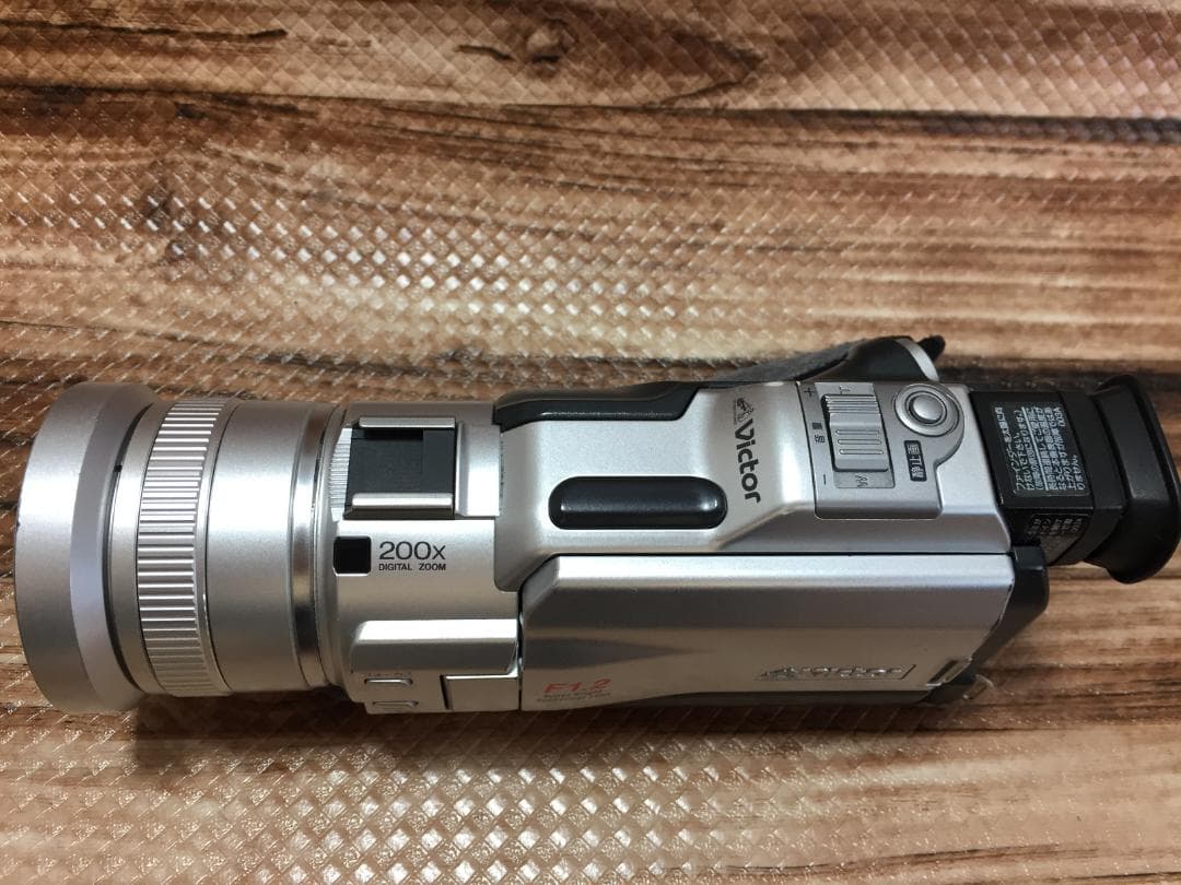 撮影再生ダビングOK 美品　Victor　GR-DV3000　付属品有　大画面