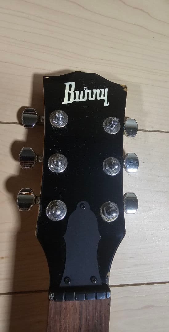 Burny レスポールタイプ エレキギター シルバー - メルカリ