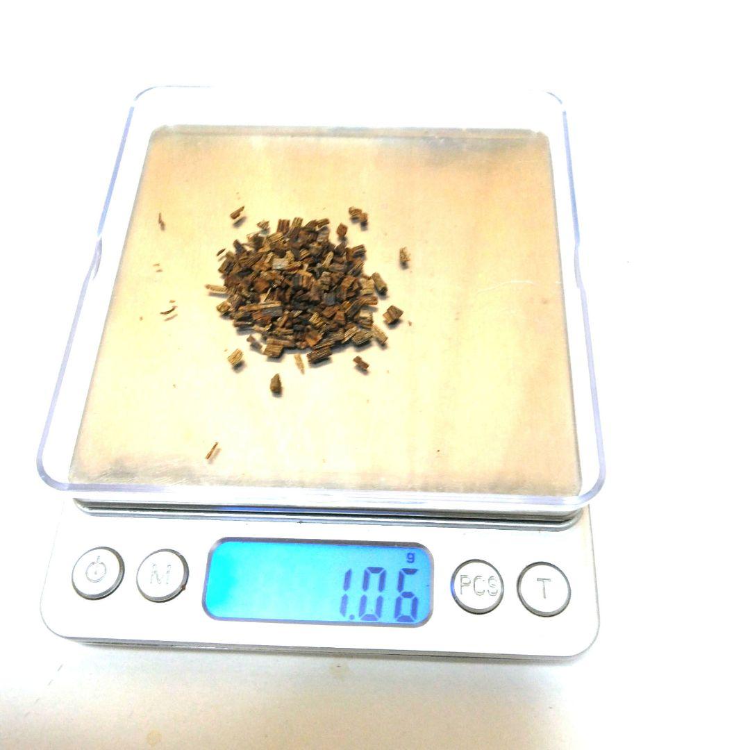 松栄堂　伽羅　香木　刻　1.0g