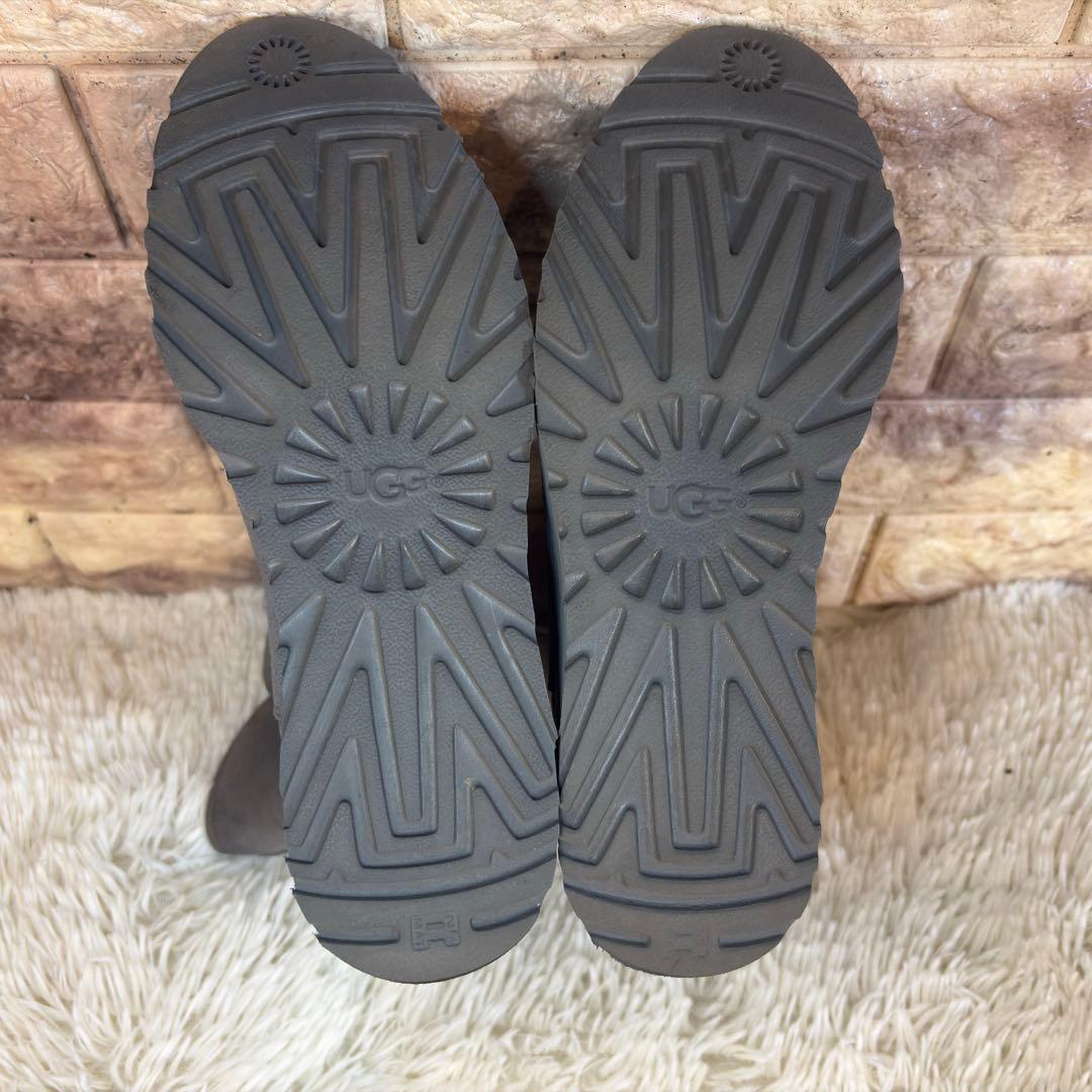 未使用級　UGG Amie　1013428 24.5cm ムートンブーツ