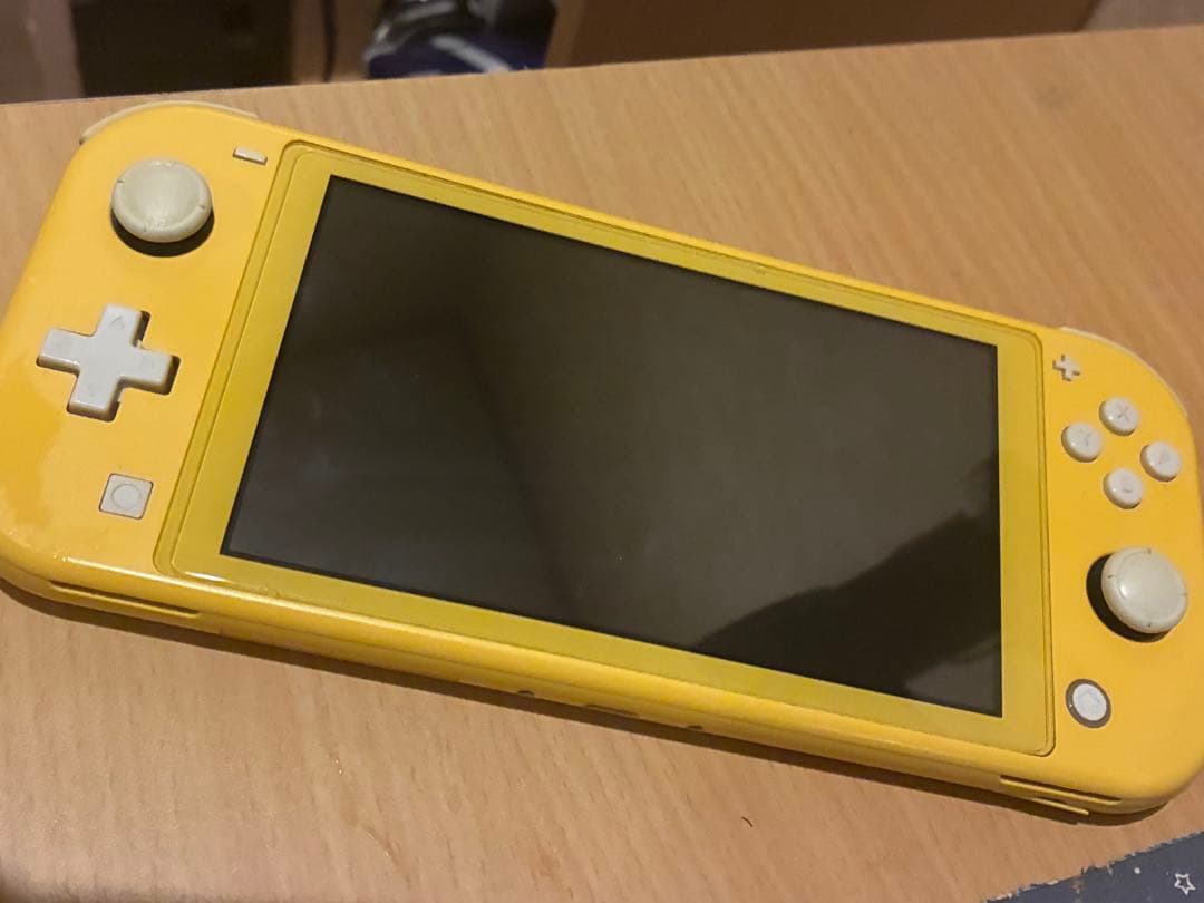 任天堂Switch light スイッチ ライト イエロー 楽天市場】Nintendo Switch Lite [イエロー] 任天堂 スイッチライト