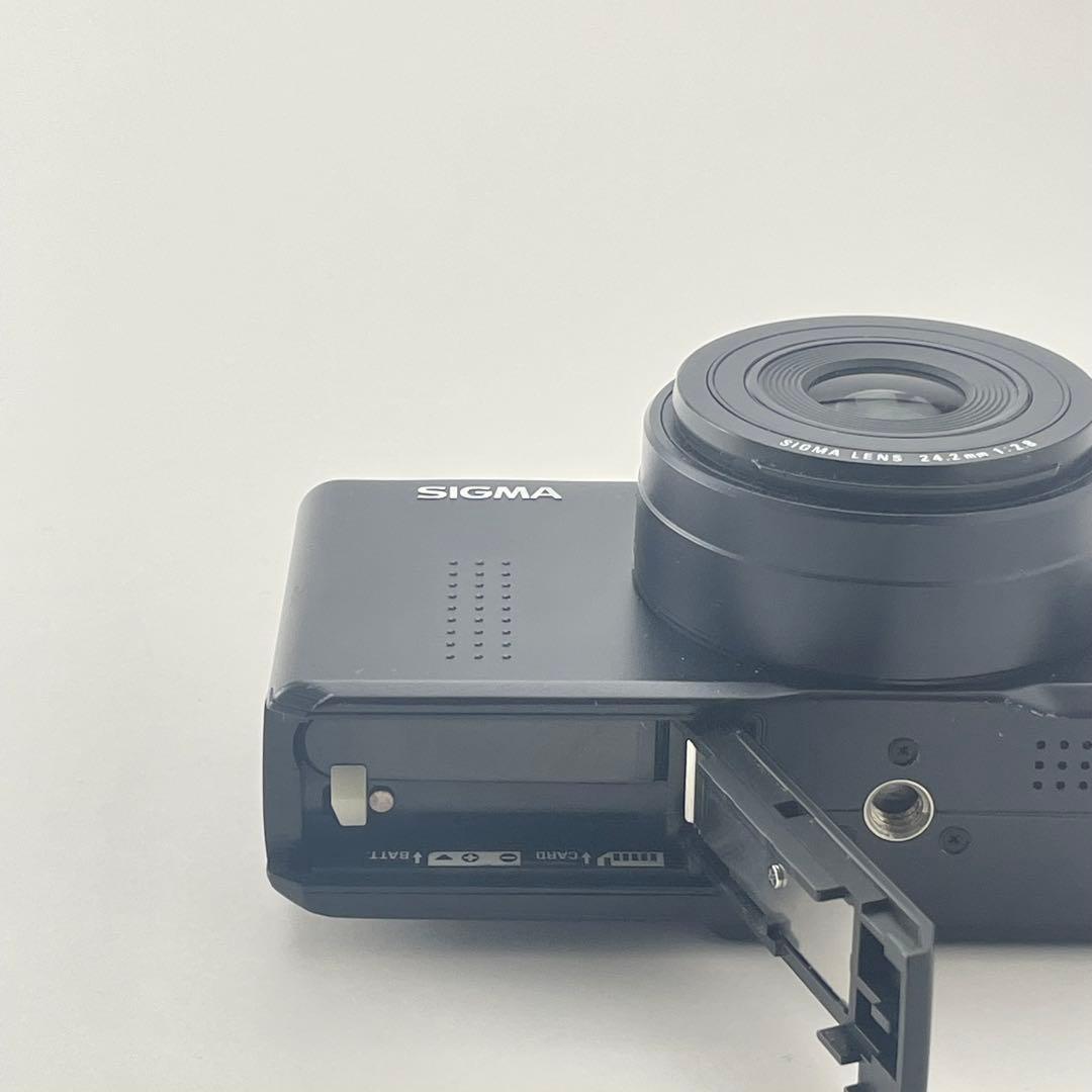 動作・返品保証】SIGMA DP2 Foveon コンパクトデジタルカメラ - メルカリ