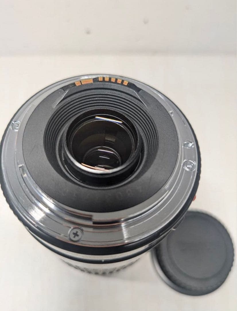 Canon EF 75-300mm f/4-5.6 III ズームレンズ