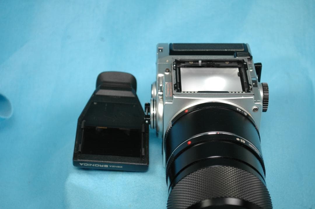 ZENZA BRONICA ETR 《動作品》