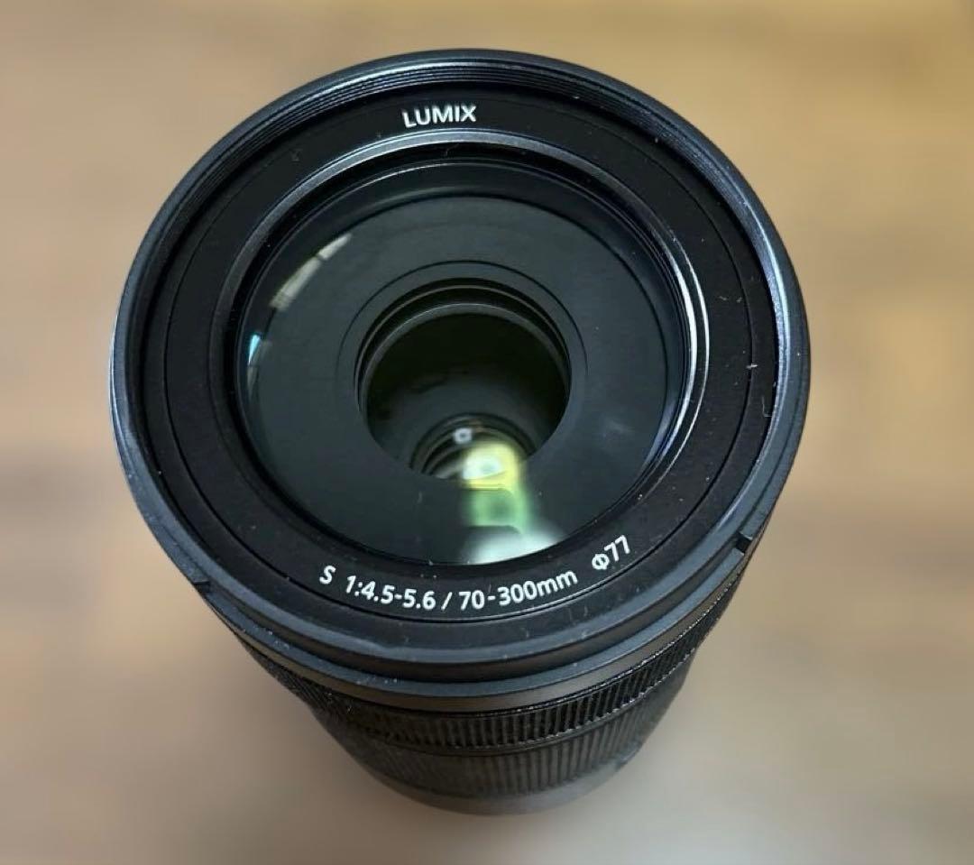 LUMIX S 70-300mm f4.5-5.6 Lマウント
