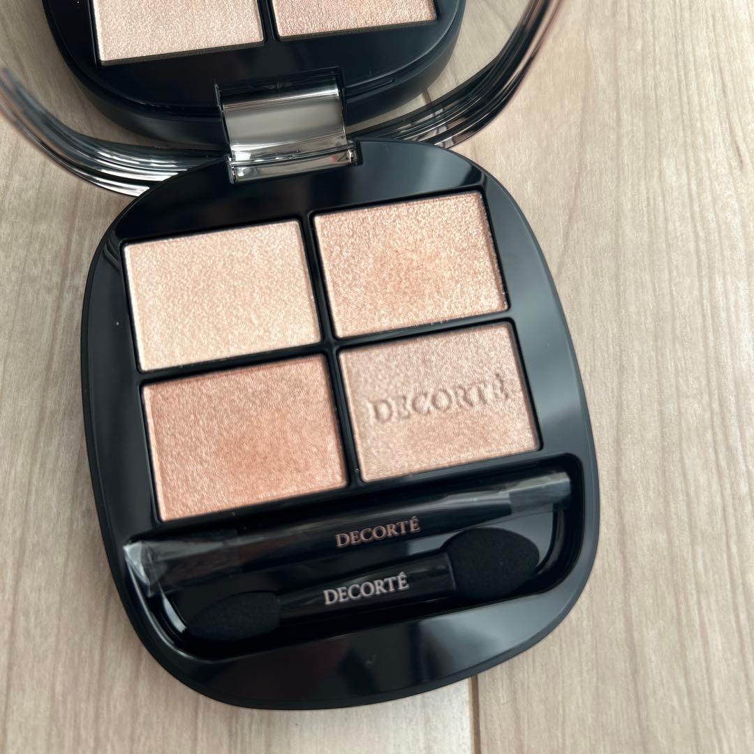 コスメデコルテ スキンシャドウデザイニングパレット 09カシミヤ