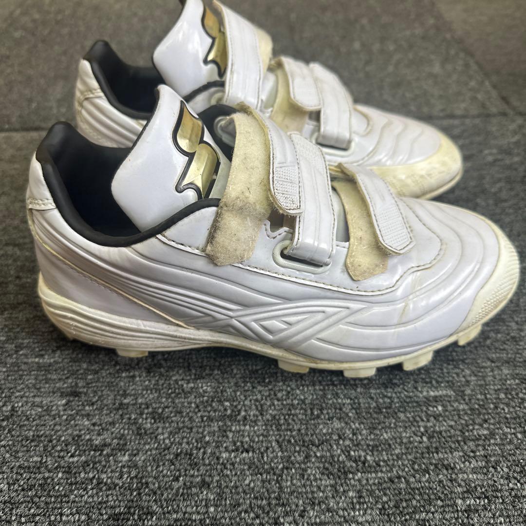 スパイク ホワイト ベルクロ式 - メルカリ