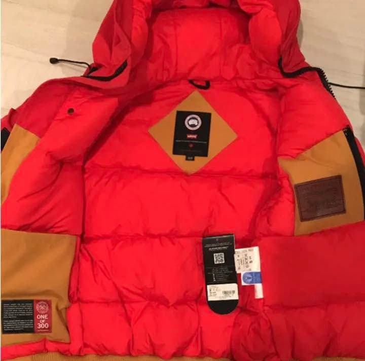 CANADA GOOSE リーバイスコラボダウン世界300着限定国内正規品