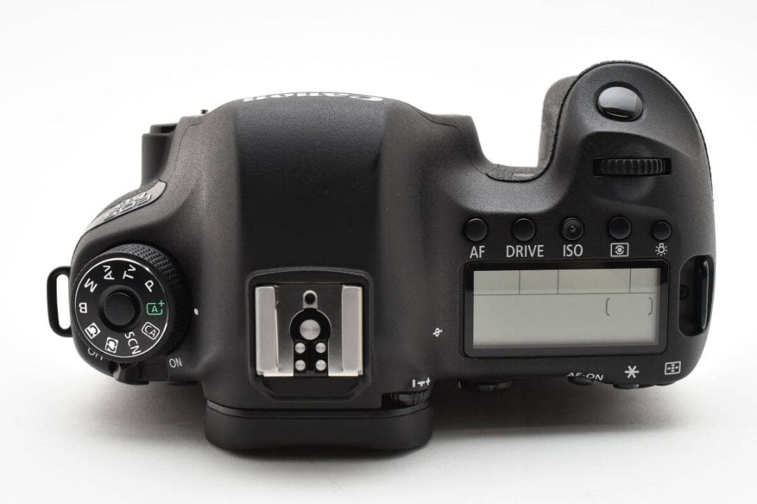 ■ 美品 ■ キャノン　Canon EOS 6D ボディ 《S数 6934回》