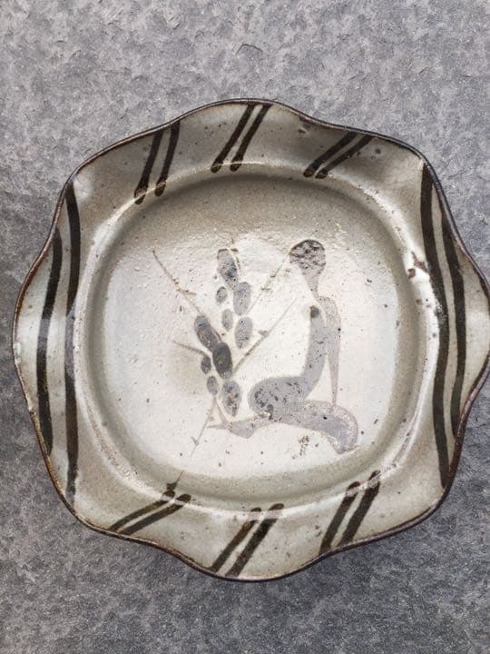 桃山時代 伝世品 古唐津 絵唐津 美人絵 茶碗 茶皿 図柄珍品 木箱付 桃山時代 伝世品 古唐津 絵唐津 美人絵 茶碗 茶皿 図柄珍品