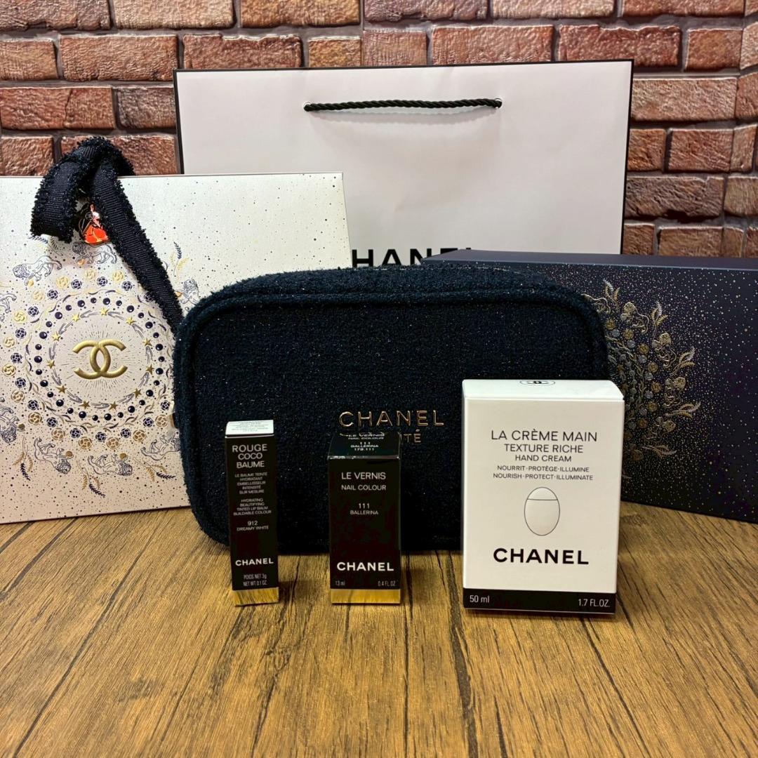 ■CHANEL　シャネル　リップ　アンド　ネイルケア　セット CHANEL（シャネル） リップ アンド ネイル ケア セット ポーチ付