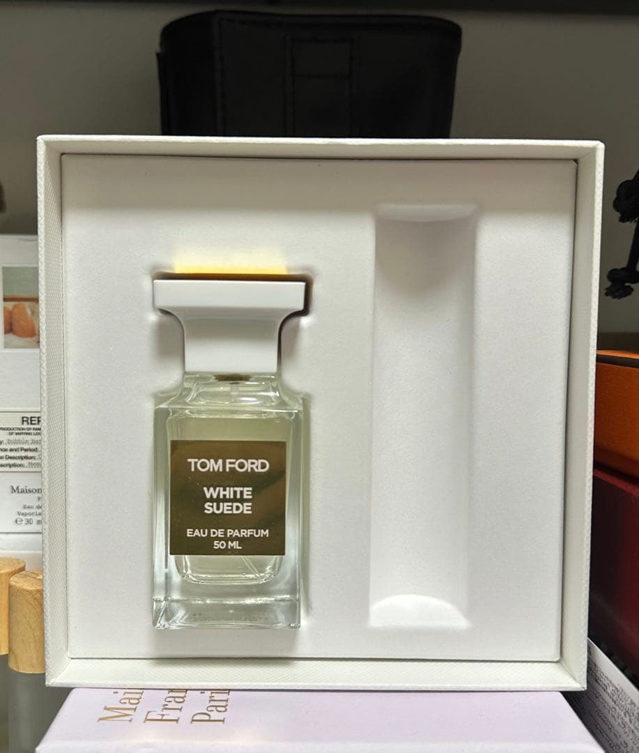TOMFORD トムフォード ホワイトスエード オードパルファム50ml ホワイト スエード オード パルファム スプレィ / トム フォード