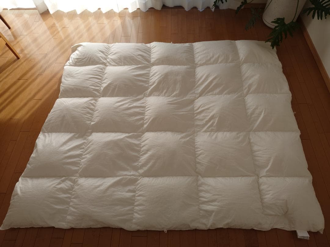 無印良品　羽毛掛布団　ダブル　一層式　中古 4550584906466.jpg