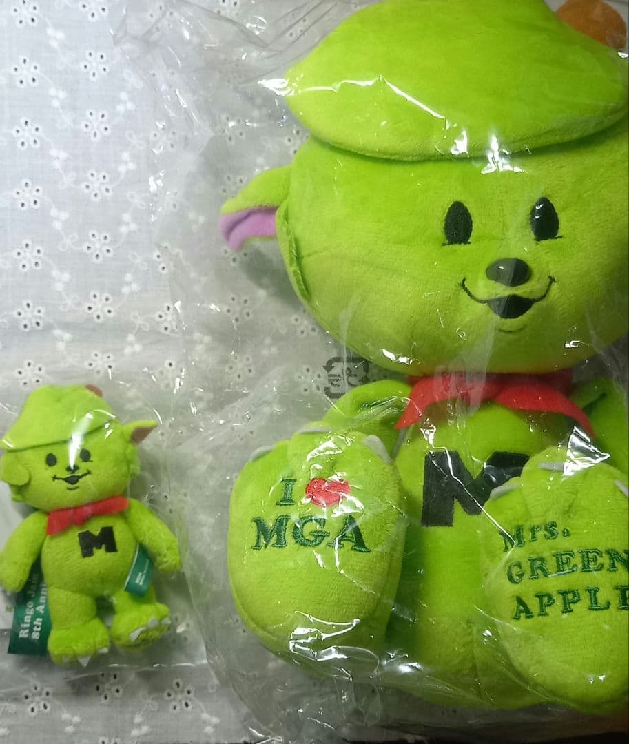Mrs. GREEN APPLE メメル セット Ringo Jam」会員限定グッズ販売開始🎁】 ⁡ 「メメル」のぬいぐるみ