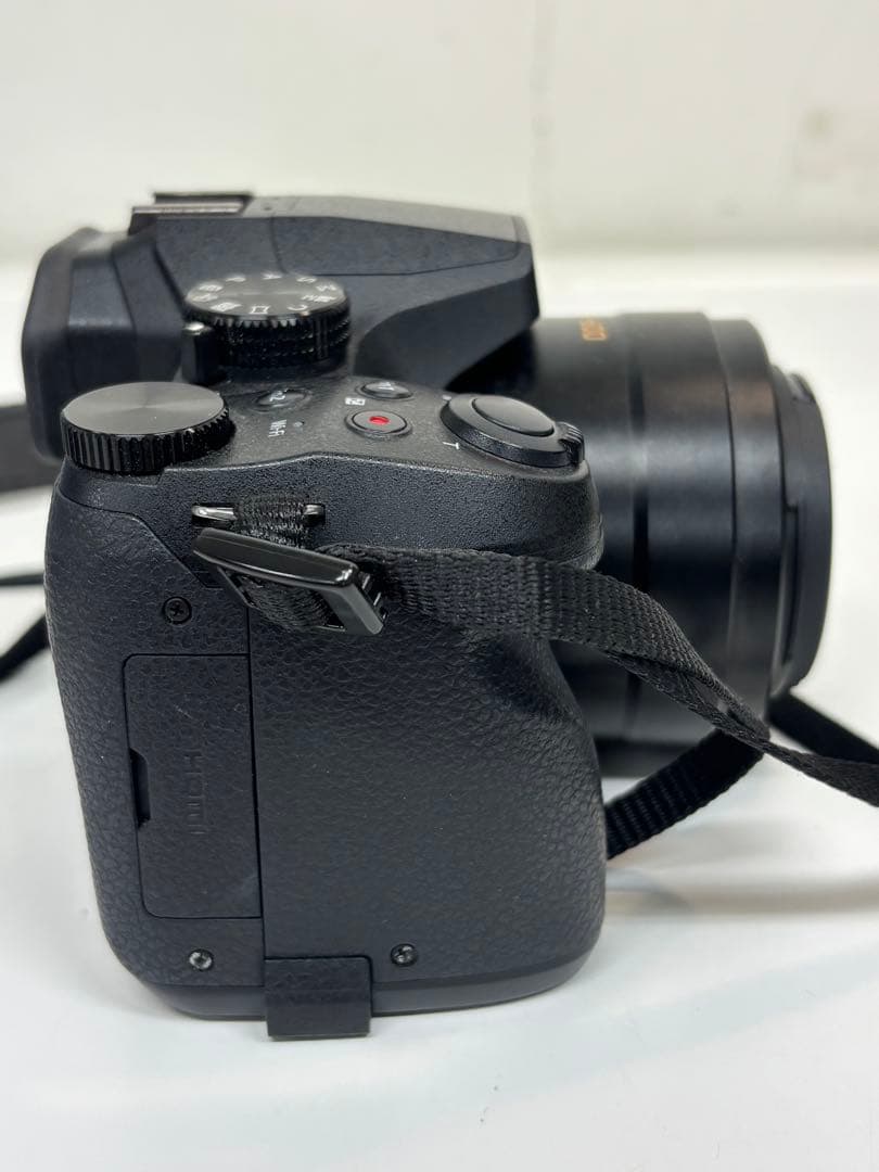 動作品Panasonic LUMIX FZ-300 デジカメ 19279 - メルカリ