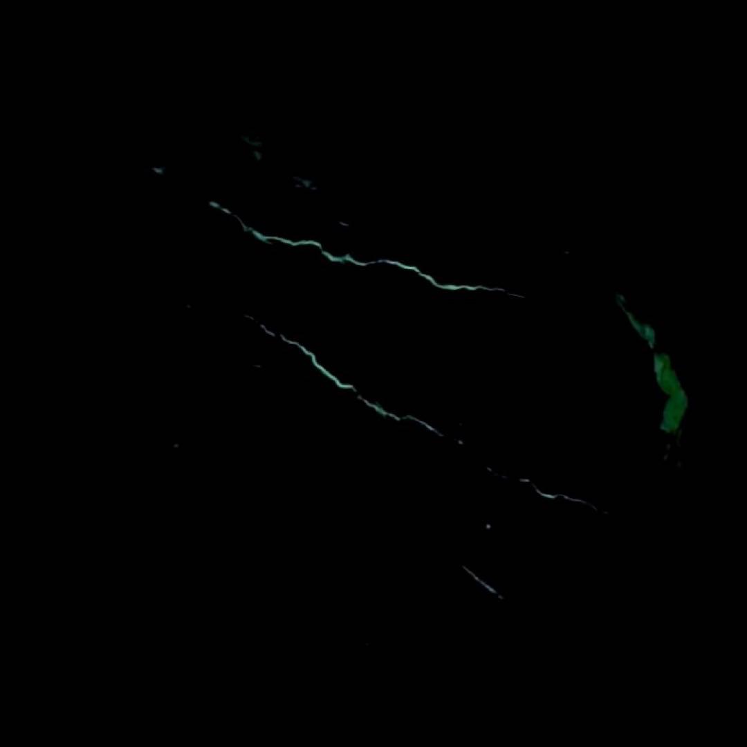 蛍光隕石 nwa12518 LL3 アンホテライト 5.8g フルスライス