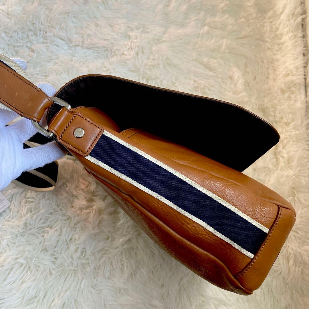 極美品 COACH フライトバッグ メッセンジャーバッグ 茶 ヘリテージ
