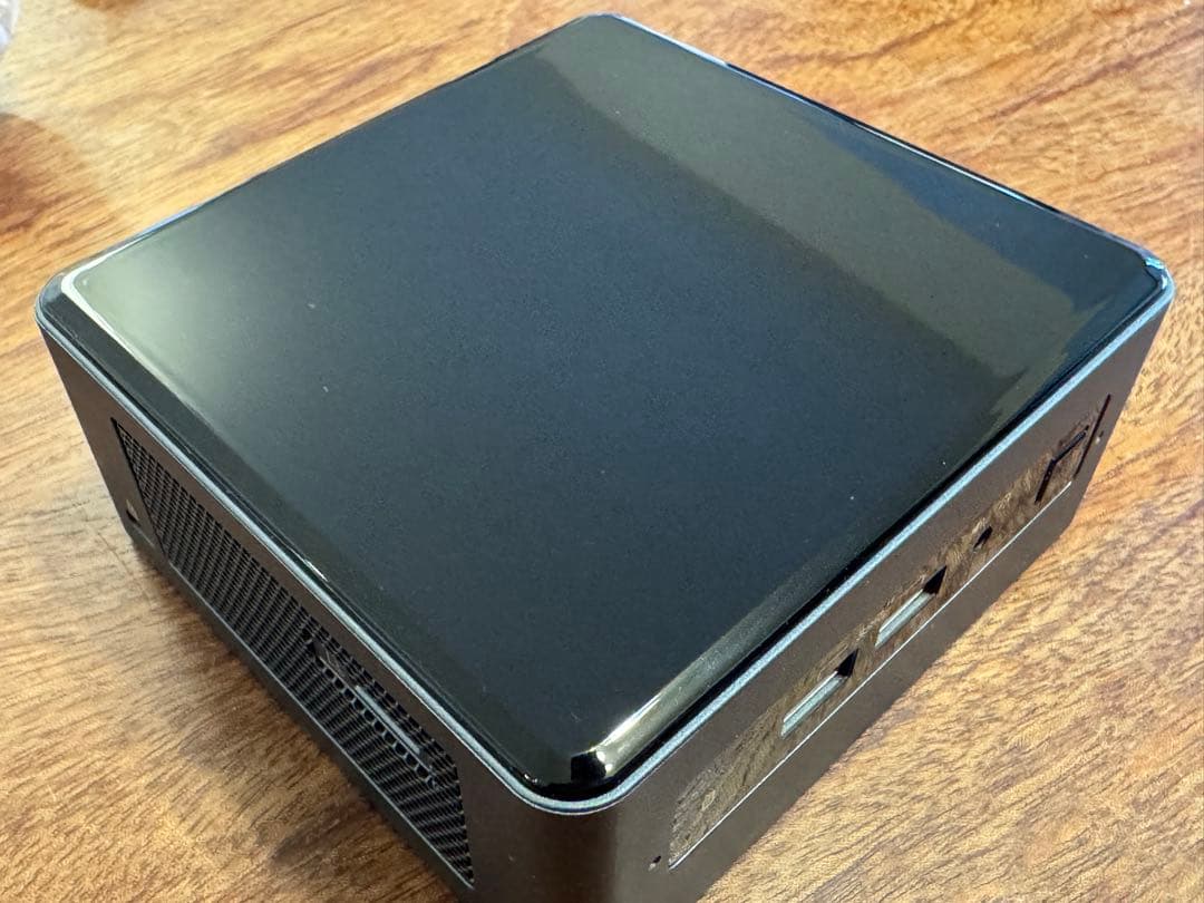Intel BOXNUC8I7BEH メモリ32GB M.2 SSD 1TB - メルカリ
