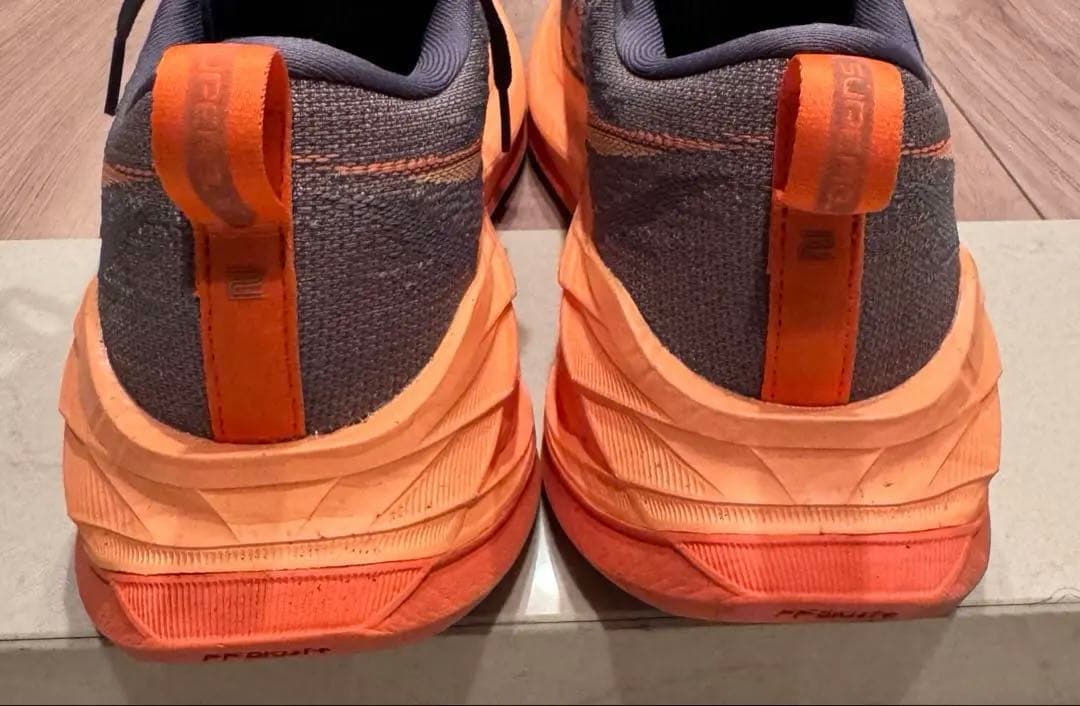 アシックス スーパーブラスト2 25.5cm