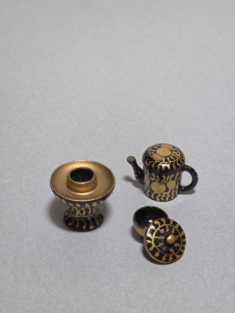 古い小さな小さな雛道具 化粧道具 十三揃