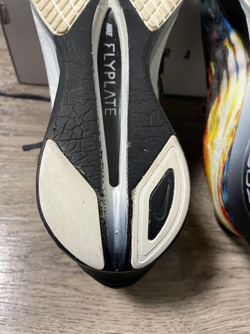 【最終値下げ】Nike zoomx vaporfly next%4 25.5cm