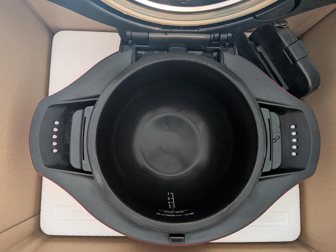 SHARP ホットクック KN-HW24C-R 2.4L　赤