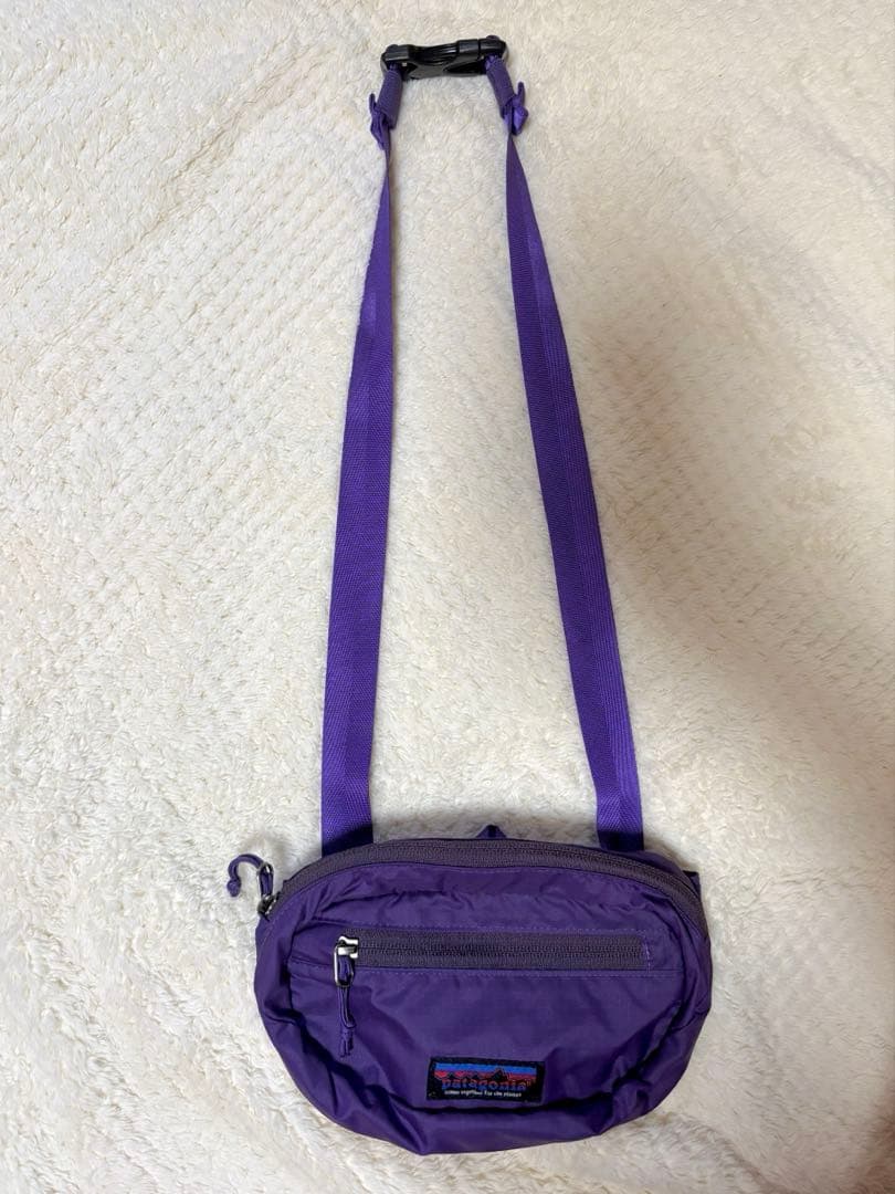 《限定品》Patagonia パタゴニア　ブラックホールミニヒップパック　紫