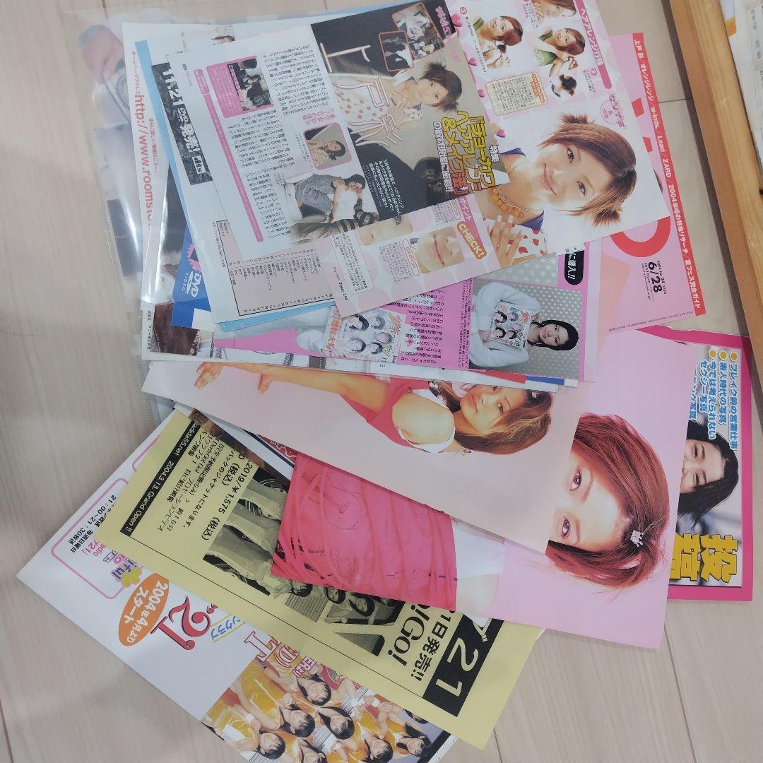 切り抜き〚大量〛上戸彩 、ファイル、冊子、ポスター グラビア写真
