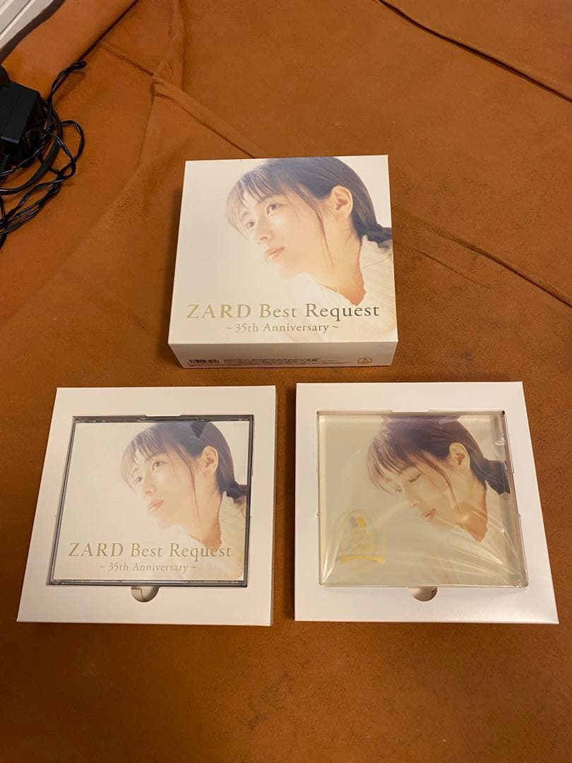 ZARD Best ~35th Anniversary~ 完全生産限定盤 Amazon.co.jp: 『ZARD Best Request ~35th Anniversary~』 【完全生産