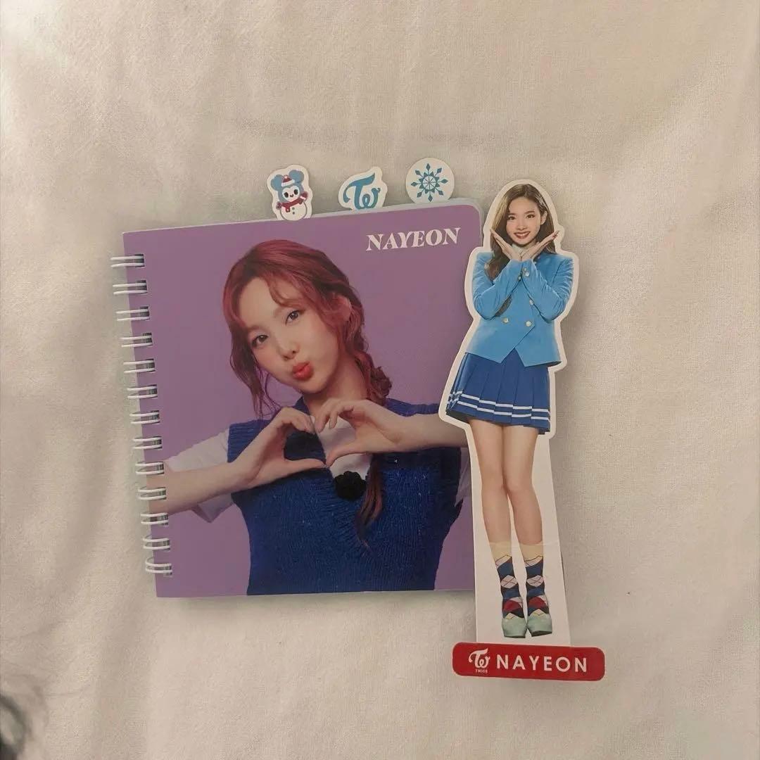 twice ナヨン ノート ワイモバイル アクリルスタンド - メルカリ