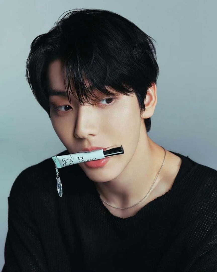 TXT スビン SOOBIN × INTO U 限定コラボセット 箱なし ④ - メルカリ