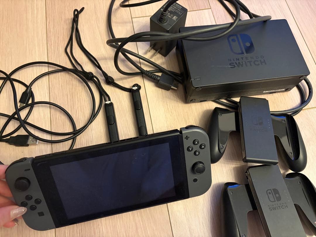 Nintendo Switch 本体 グレー 付属品あり Nintendo Switch 新品 任天堂 Joy-Con (L) (R) グレー/スイッチ本体