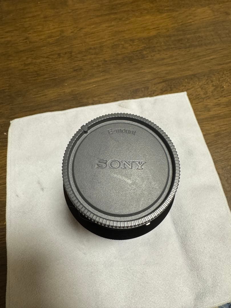 Sony FE 28-70mm f/3.5-5.6 レンズ