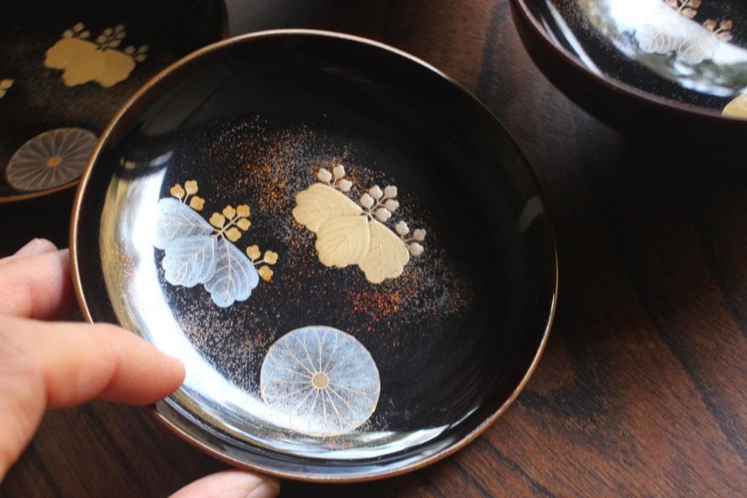 時代逸品！上質紅溜塗に極上高台寺蒔絵の美しいお椀2点（検