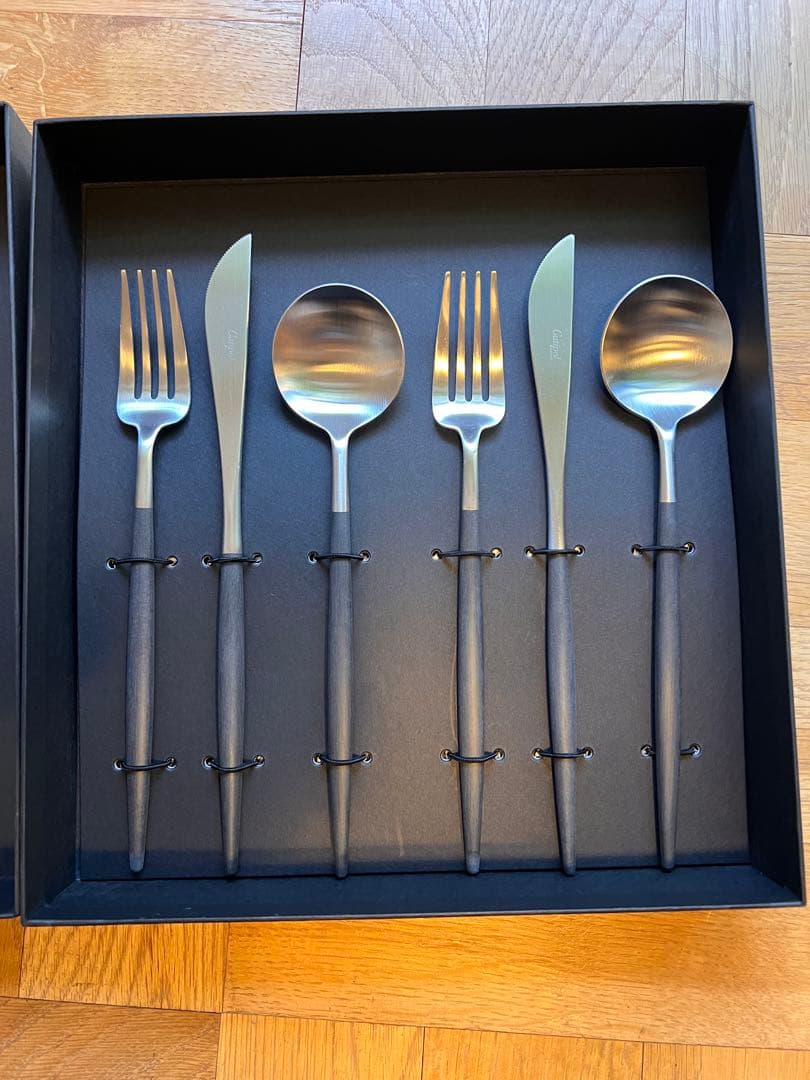 【新品未使用】Cutipol カトラリーセット シルバー ブラック 新品未使用】 Cutipol カトラリーセット 6点 Cutipol（クチポール
