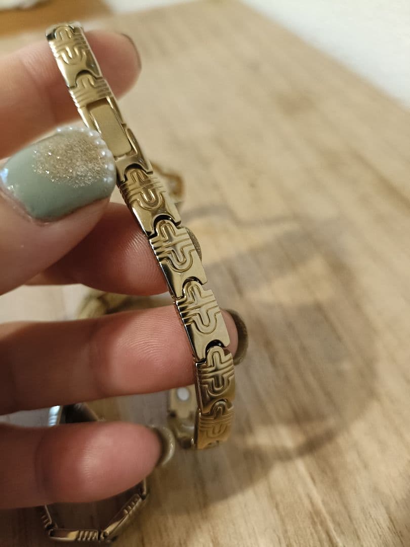 外山☆TOYAMA Z磁気ネックレス チタン 金メッキ K刻印 - メルカリ