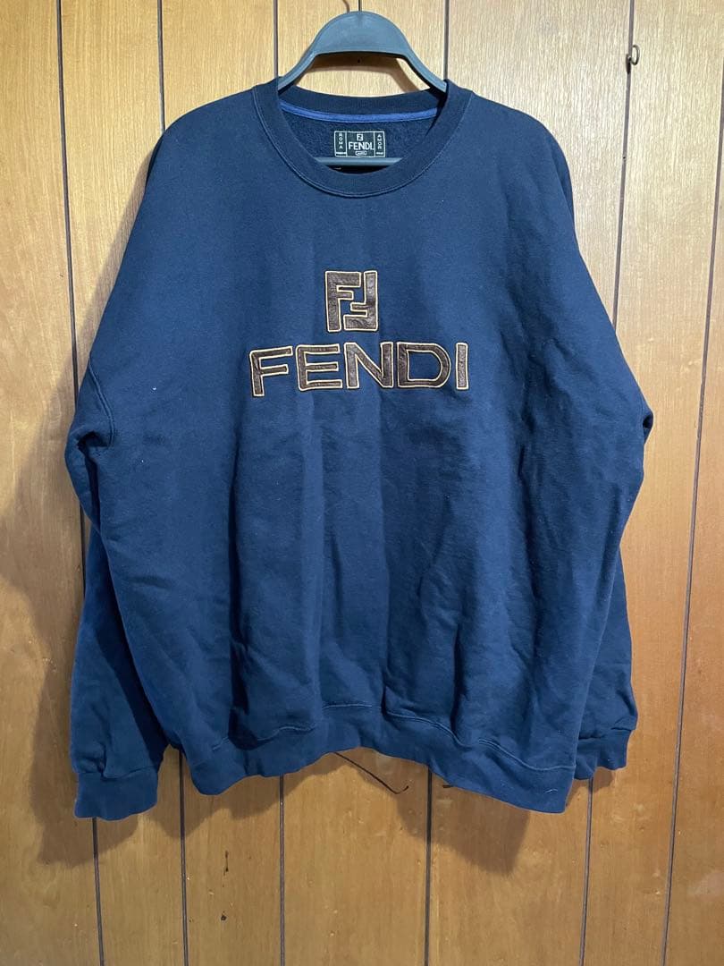 FENDI ネイビー クルーネック トレーナー FENDI（フェンディ） トレーナー トップス メンズ ワンポイントロゴ