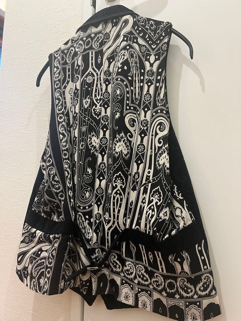 希少】エトロ／ジレ／ベスト／シルク／ベロア／ペイズリー／ブラック／L