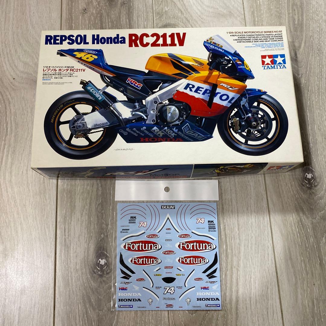 最終値下げ　REPSOL Honda RC211V 1/12 加藤大治郎デカアル 1/12ホンダRC211V'02加藤大治郎デカール : ミュージアムコレクション