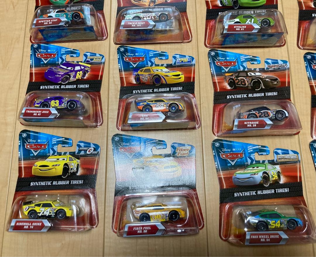 マテル カーズ ピストンカップレーサー 35台 ラバータイヤ 新品未開封