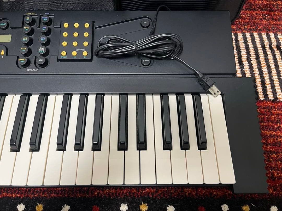 YAMAHA EOS YS200 デジタルシンセサイザー 61鍵盤 - メルカリ