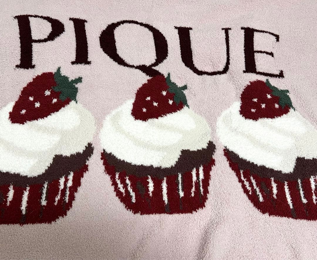 ジェラートピケ カップケーキ ブランケット - メルカリ