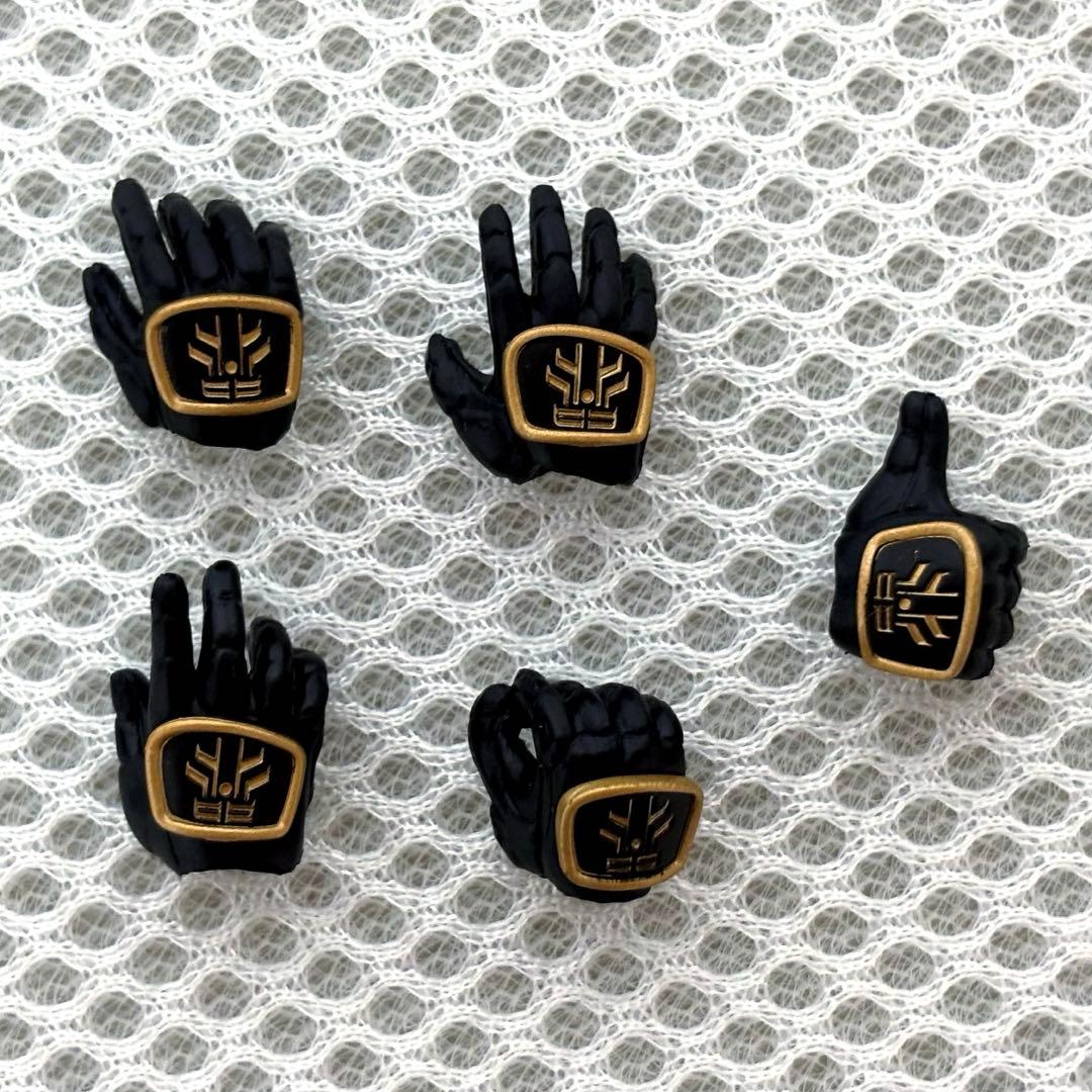 S.H.Figuarts(真骨彫製法)仮面ライダークウガ アルティメットフォーム