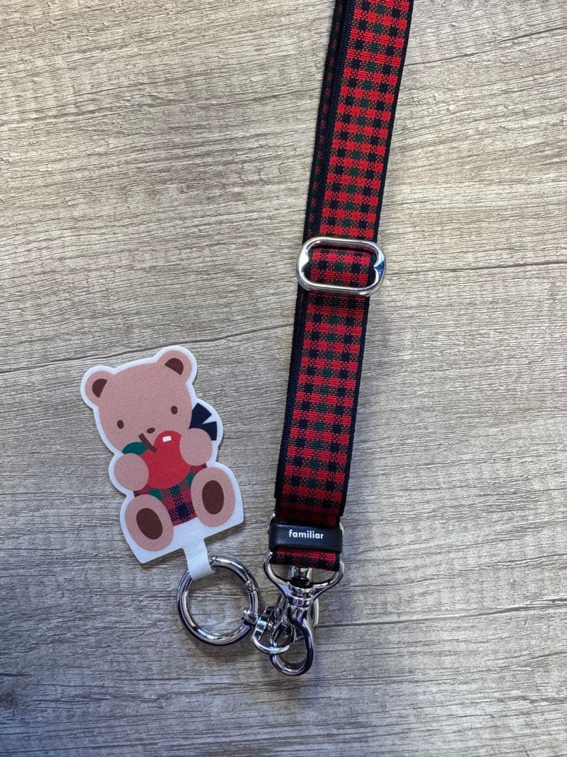 familiar 赤チェック スマホショルダーストラップ - メルカリ