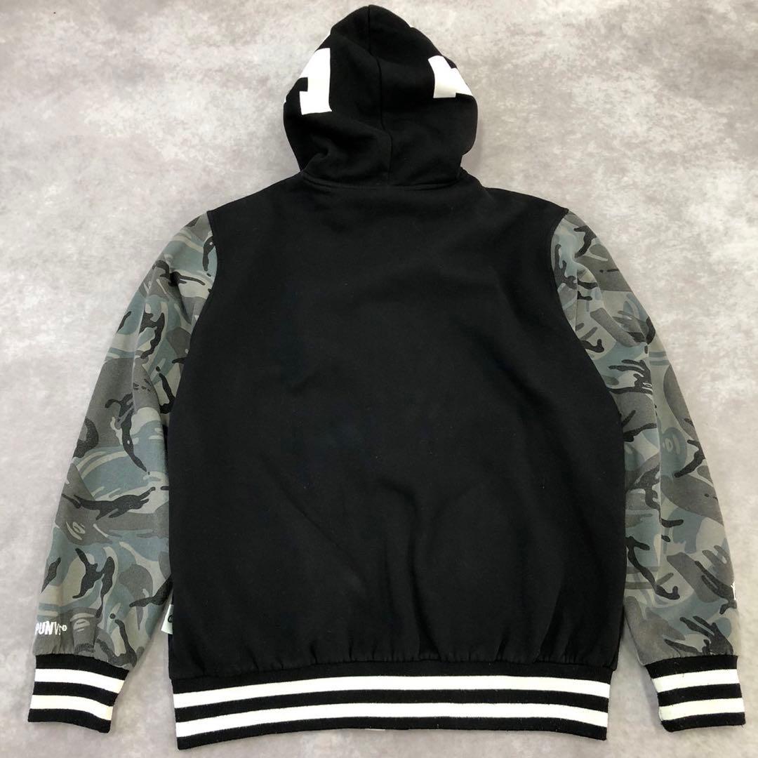 A BATHING APE アベイシングエイプ フードロゴ カモフラ スタジャン