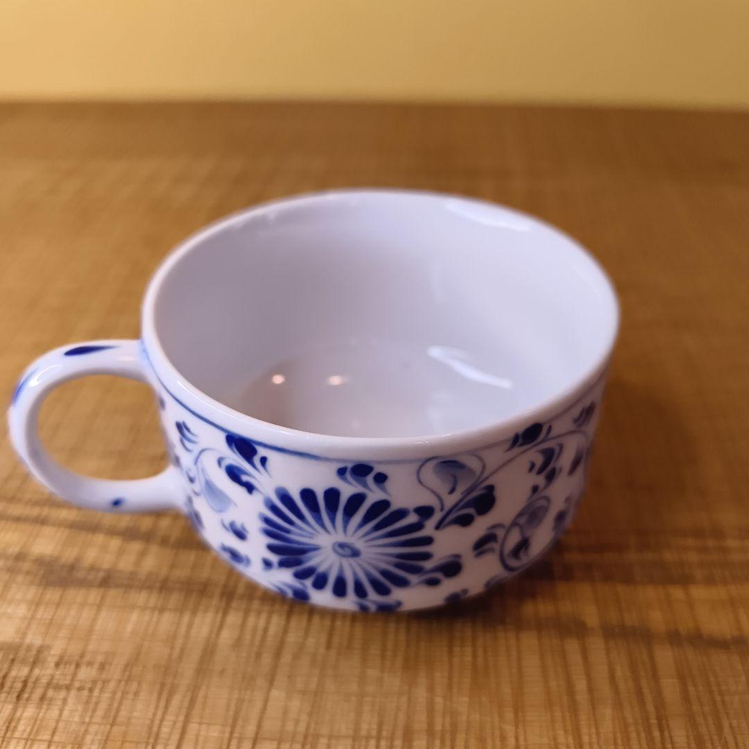 バッチャン焼 青と白の花模様 ティーカップ・ソーサー 2個セット