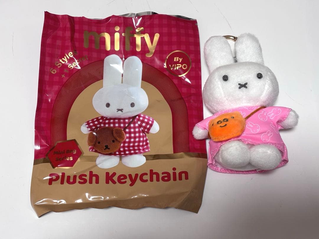 海外限定 vipo ミッフィー ぬいぐるみキーチェーン ミニバッグシリーズ